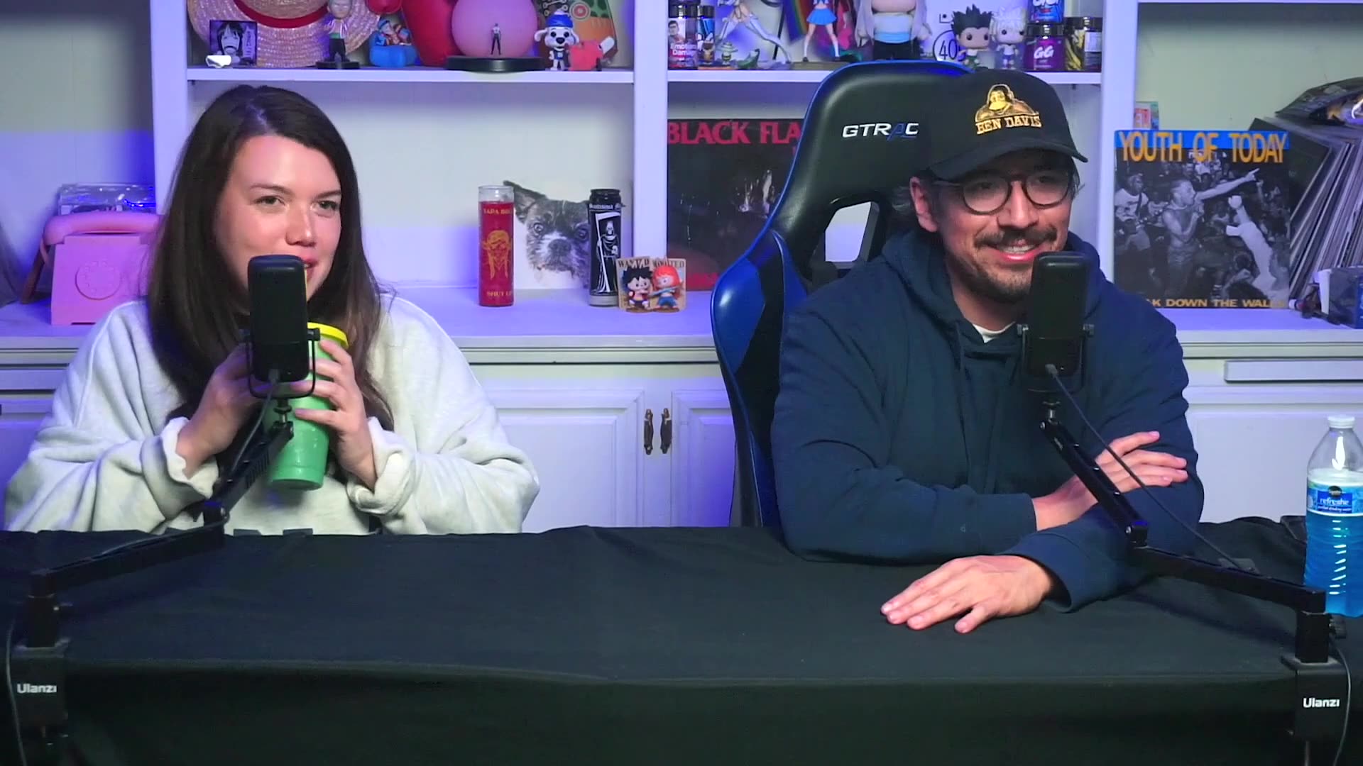 This Monster Wants to Eat Me - 8 Full Reaction - m KVz.gaa